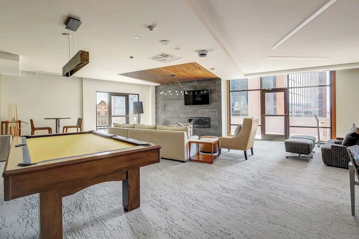 TV, offices