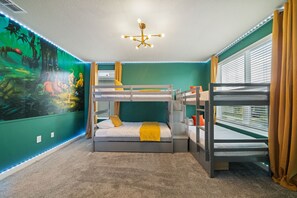 5 chambres, fer et planche à repasser, lit parapluie, Wi-Fi gratuit