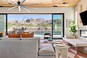 TV, fireplace, video games, stereo