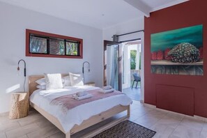 2 slaapkamers, een strijkplank/strijkijzer, reisbedje, wifi