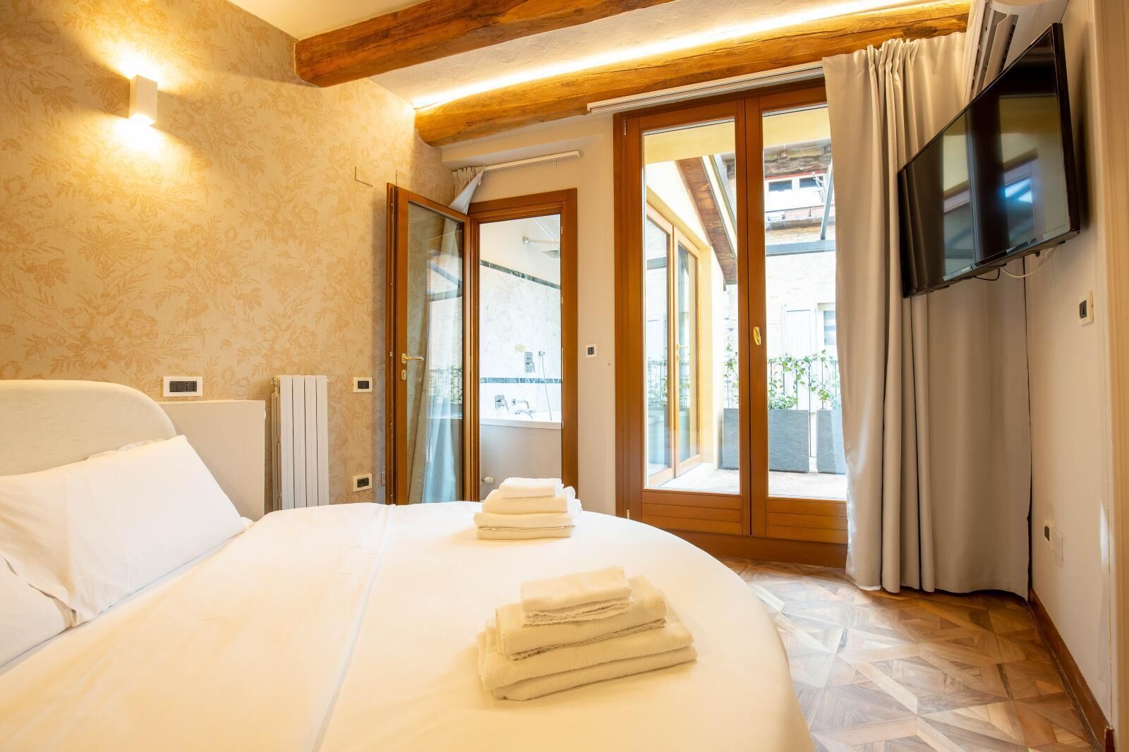 7 chambres, Wi-Fi, draps fournis