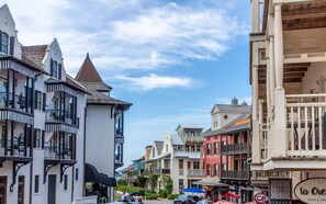 Exterior - NEW LISTING - INLET BEACH - POOL - BIKES! (Inlet Beach)