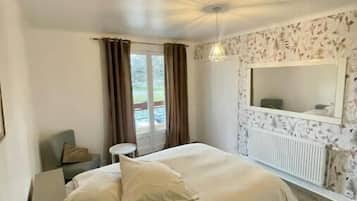 6 camere, una scrivania, culla da viaggio, Wi-Fi gratuito