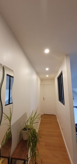 Interior - A 15min de Versailles et 30min de Paris, Villa Avec Jardin et Piscine Chauffée (Le Mesnil-Saint-Denis)