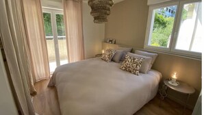 3 Schlafzimmer, Bügeleisen/Bügelbrett, Reisekinderbett, kostenloses WLAN