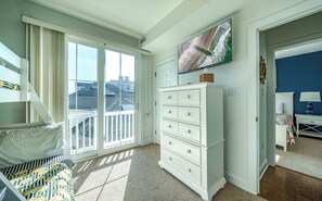 5 bedrooms, iron/ironing board, free WiFi, bed sheets - Prime 5-BR Condo, Just 2 Blocks from Beach & Boardwalk in Central Ocean City (Ocean City)