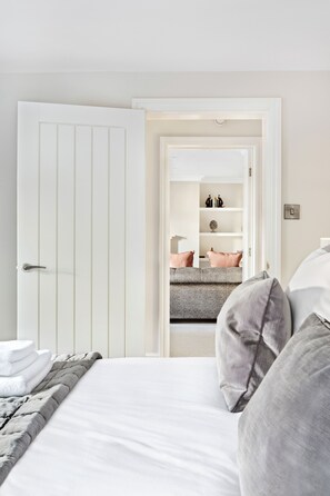 3 Schlafzimmer, Bügeleisen/Bügelbrett, Reisekinderbett, kostenloses WLAN