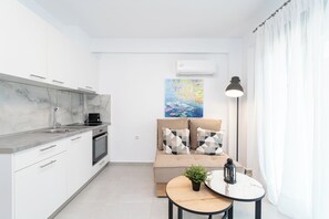 Apartemen, 1 kamar tidur | Dapur pribadi | Lemari es besar, oven, kompor, dan mesin pembuat kopi/teh