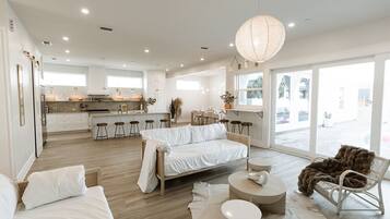 Smart TV, table tennis, books