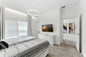 4 bedrooms, iron/ironing board, travel crib, free WiFi