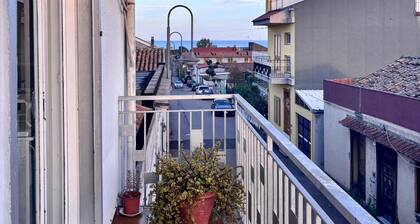 Room 30 euro for 2 hours Acireale