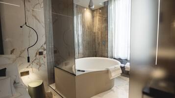 Villa Borghese - Superior Room | Tina de hidromasaje privada