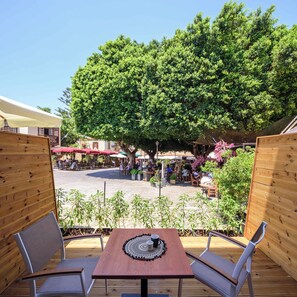 Habitación doble superior | Terraza o patio