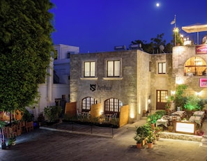 Exterior - Arthur Suites (Rhodes)