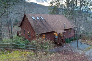 Exterior - Smokey Mountain River Retreat (Whittier)