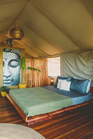 1 chambre, Wi-Fi gratuit, draps fournis