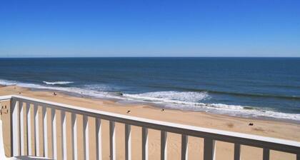 New |Panoramic Ocean Views | Modern Kitchen | 1304