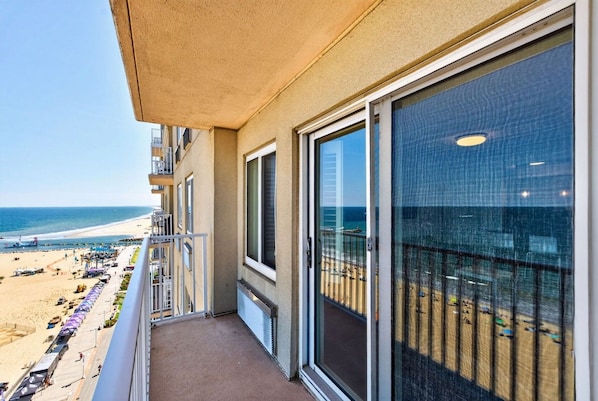 32-web-or-mls-303-atlantic-ave-1304