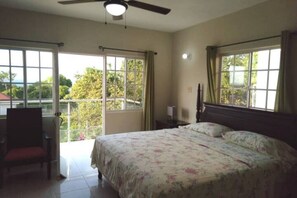 2 bedrooms, iron/ironing board, travel cot, free WiFi
