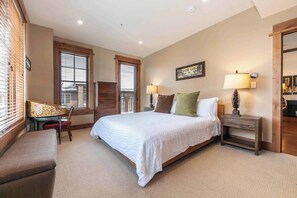 2 soverom, strykejern/-brett, wi-fi og sengetøy