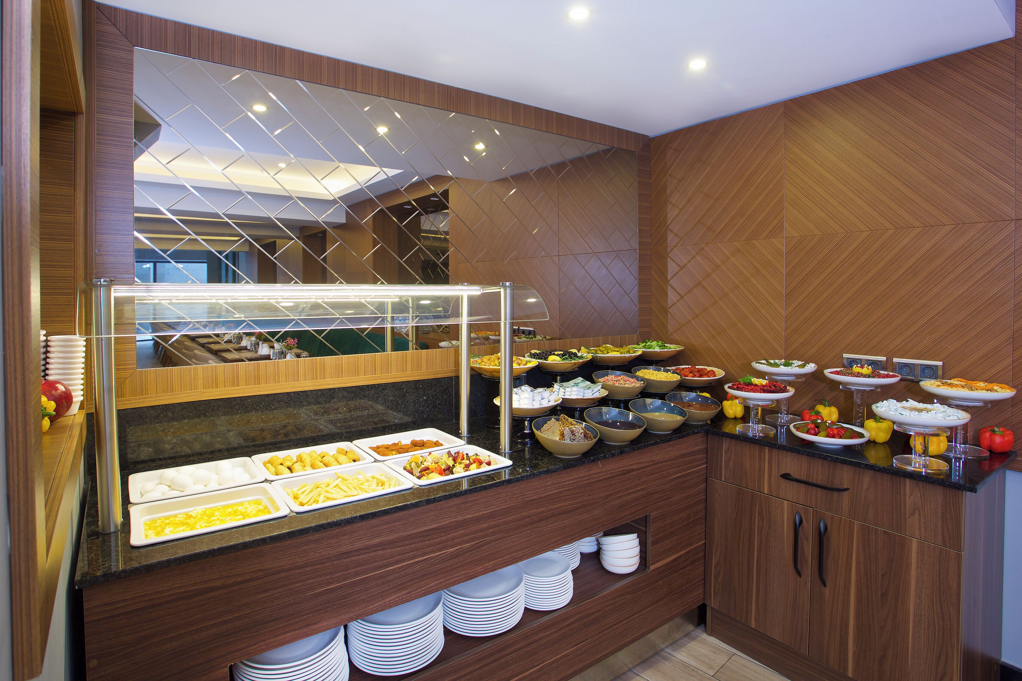 Tägliches Frühstücksbuffet gegen Gebühr