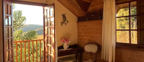 6 bedrooms, iron/ironing board, travel crib, WiFi