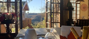 Casa Alto Capivari, Condomínio 6 Suites, Wi-fi Free, Vista Montanha10m do Centro