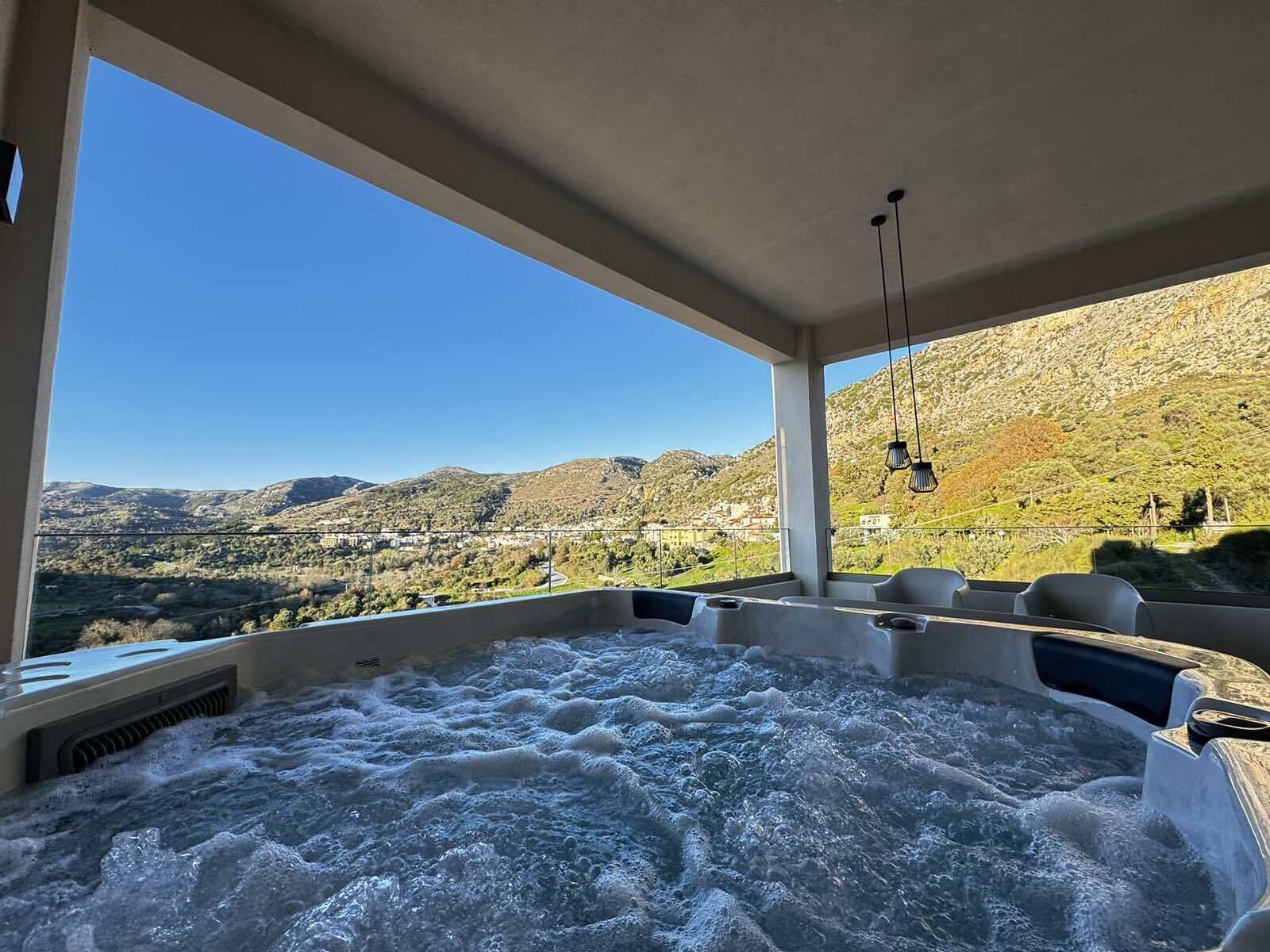 Deluxe Suite, Non Smoking, Mountain View | Terrace/patio