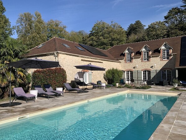 Pool - Domaine des Rives D'ormoy : Moorea (Ormoy-la-Rivière)
