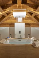 Luxury Room | Bathroom | Separate tub and shower, deep soaking tub, rainfall showerhead