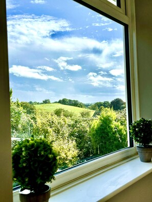 Cottage | Interior - Renovated Cottage in Sherborne With Stunning Views (Sherborne)