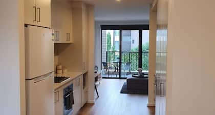 Family Friendly 2BR Townhouse 5mins to Hospital