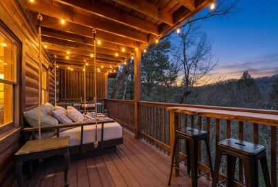 Majestic views on 3 luxurious levels. Workspace and Game Room.