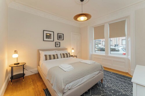 James Street · 2 Bedroom Apartment