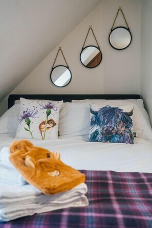 1 soverom, skrivebord, strykejern/-brett og wi-fi (inkludert)