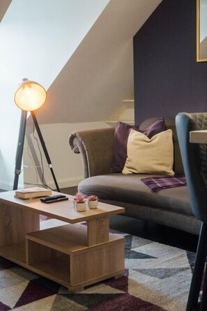 Älytelevisio, kirjoja