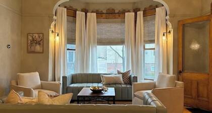 Epic 8BR Milwaukee Victorian House