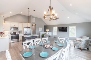 Dining - Newly constructed pet-friendly Hatteras Island home with hot tub (Avon)