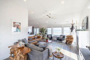 Smart-TV, peis og stereoanlegg