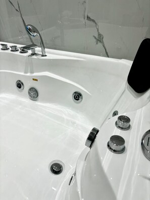 Bathroom - Matriosca suites (Rome)
