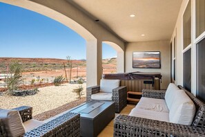 Property grounds - Saguibo · 2 Master Suites w/Patio Hot Tub (Washington)