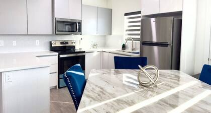 Brand New Apt! Close to the Mall