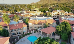 Exterior - Pickleball, 3 pools & hot tubs, gated community, free parking, New listing.  (Phoenix)