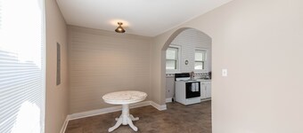 Charming 3-bedroom house with AC and WiFi in fabulous Luling