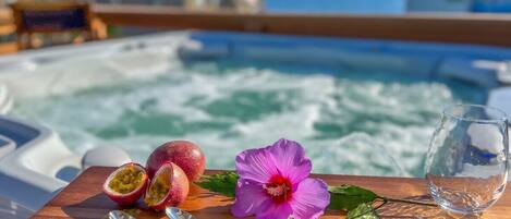 Bain à remous extérieur