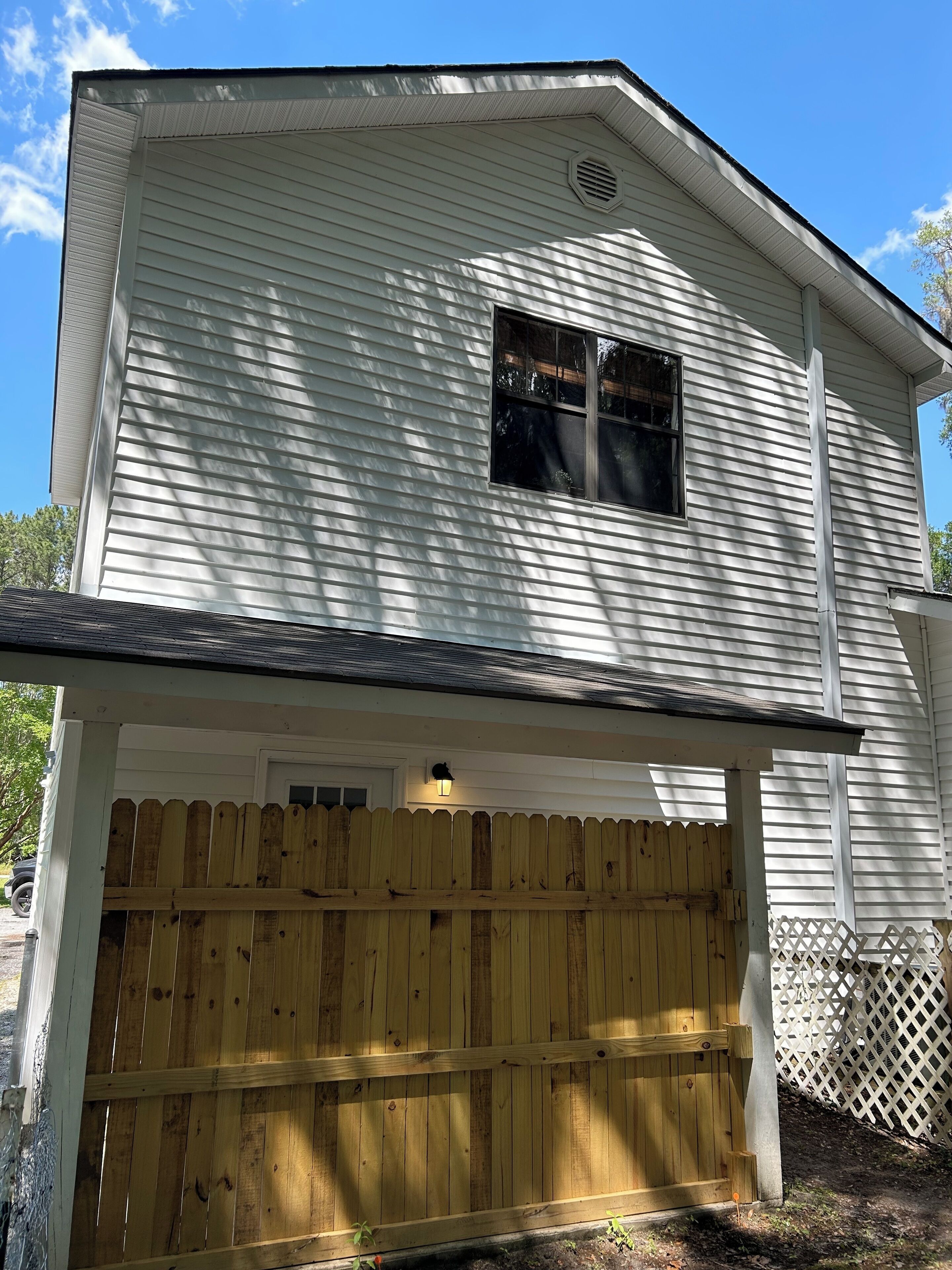 Cozy 2 room APARTMENT WITH MARSH VIEW!