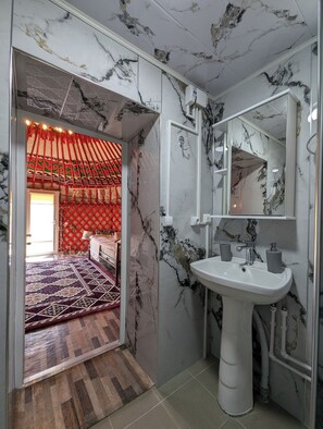 Towels - Achik Tash Base Camp Ak Sai Travel (Sary-Moghol)