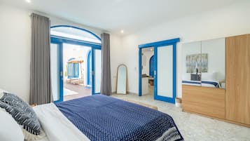 6 bedrooms, travel cot, free WiFi, bed sheets