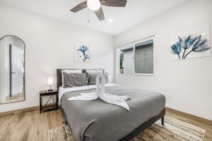 1 bedroom, iron/ironing board, free WiFi, bed sheets - Newly Remolded 1 Bed Pacific Beach Home (San Diego)
