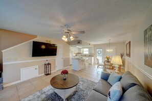 Casa adosada, varias camas (206 White Sandy-Pet friendly) | Zona de estar